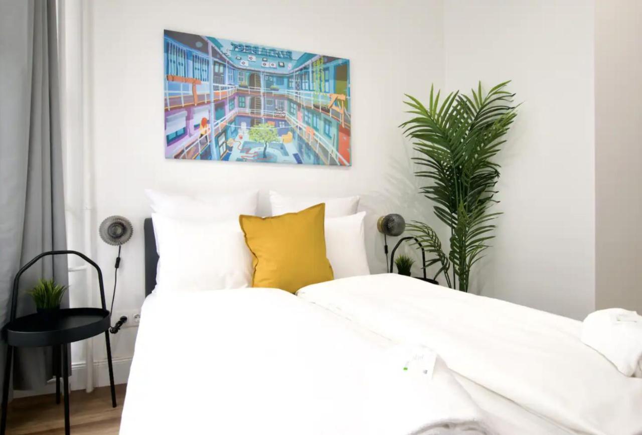 בודפשט Studio Apartments By Hi5- Apartment In Downtown מראה חיצוני תמונה